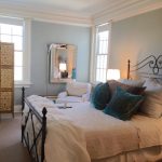 queen-size-iron-bed-and-other-furnishings1
