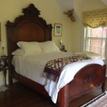 romantic-victorian-bed