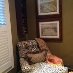 upholstered-tuffed-leopard-chair