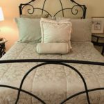 Queen Iron Bed And Linend